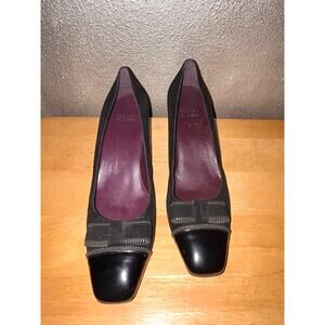 Stuart Weitzman Old Money Preppy  Suede Leather Cap Toe Bow Top Kitten Heels